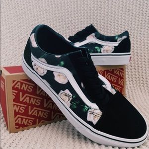 Old Skool Romantic Floral Vans